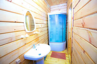 Апартаменты Усадьба в горах Артыбаш Улучшенный двухместный номер Делюкс с 1 кроватью или 2 отдельными кроватями-11